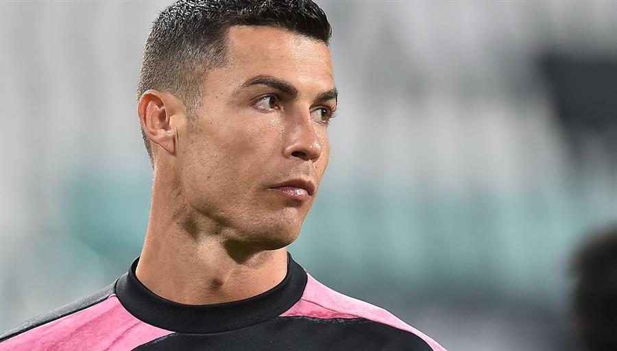 Cristiano Ronaldo descarta "de momento" regresar a Portugal