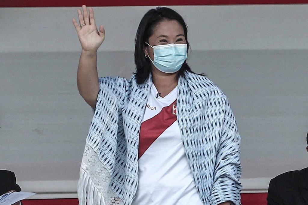 Fujimori se coloca a dos puntos de Castillo, según encuesta
