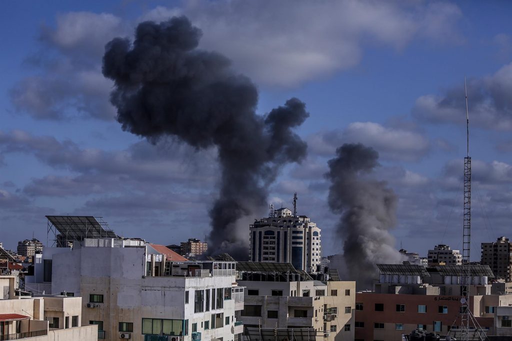 Irán acusó a EEUU de vender a Israel misiles de precisión para "matar a más niños con más precisión" en Gaza