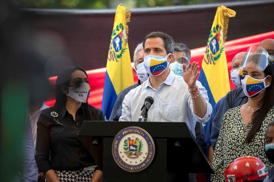 Guaidó no descarta a Noruega como mediador para pactar elecciones "libres y justas"