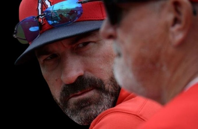 La MLB suspendió a Mickey Callaway por presunta conducta sexual inapropiada