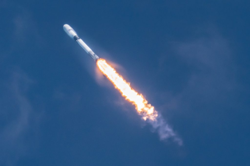 SpaceX lanza al espacio 60 satélites más para su red Starlink