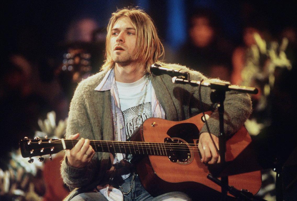 Vendieron mechones de cabello de Kurt Cobain en una subasta. ¿Sabes cuánto pagaron?