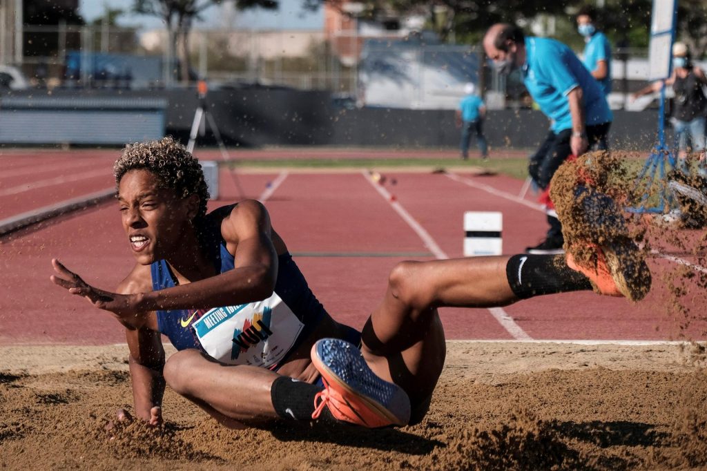 Con 15,14 metros, la venezolana Yulimar Rojas logró la marca mundial del año en triple salto