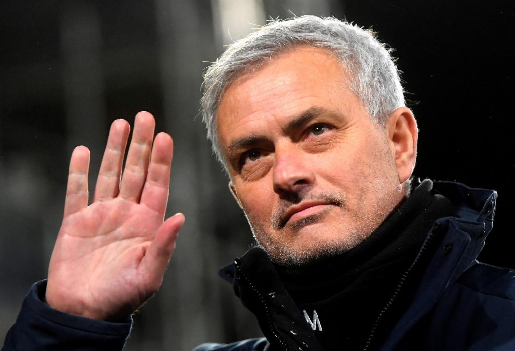 Mourinho será entrenador del Roma la próxima temporada