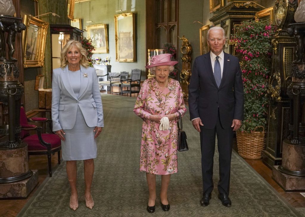 Joe Biden invitó a la Reina Isabel II a visitar la Casa Blanca