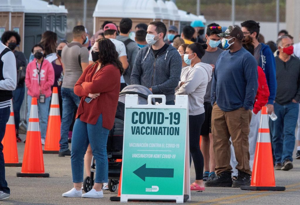 Florida deja de dar el número de casos diarios de COVID-19