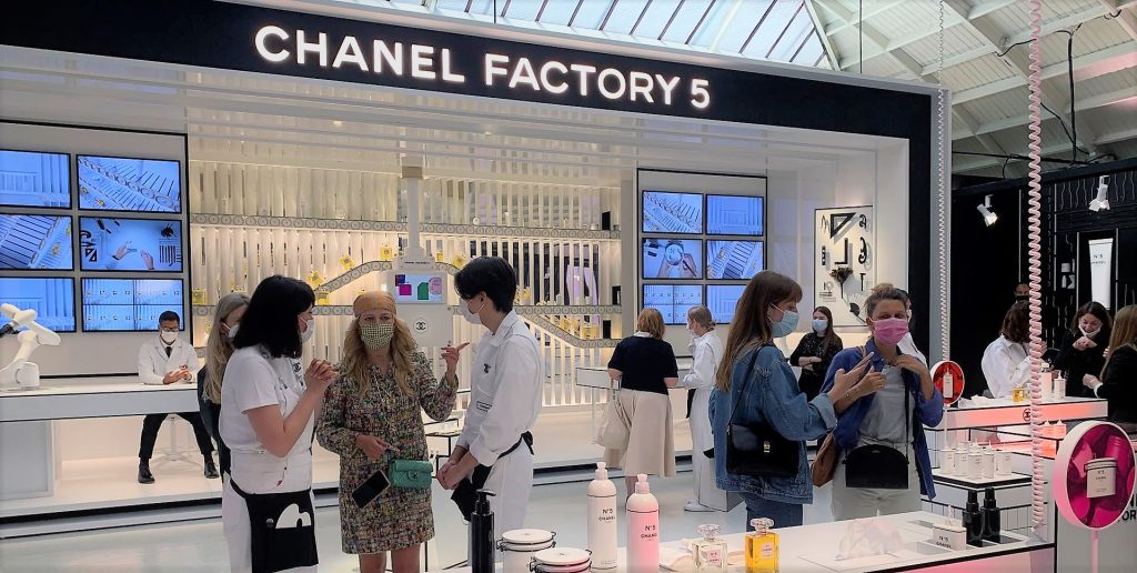 El Chanel Nº 5 celebra 100 años volviendo a sus orígenes