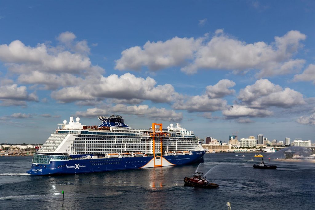 Disney retrasa crucero de prueba por resultados de COVID-19 inconsistentes