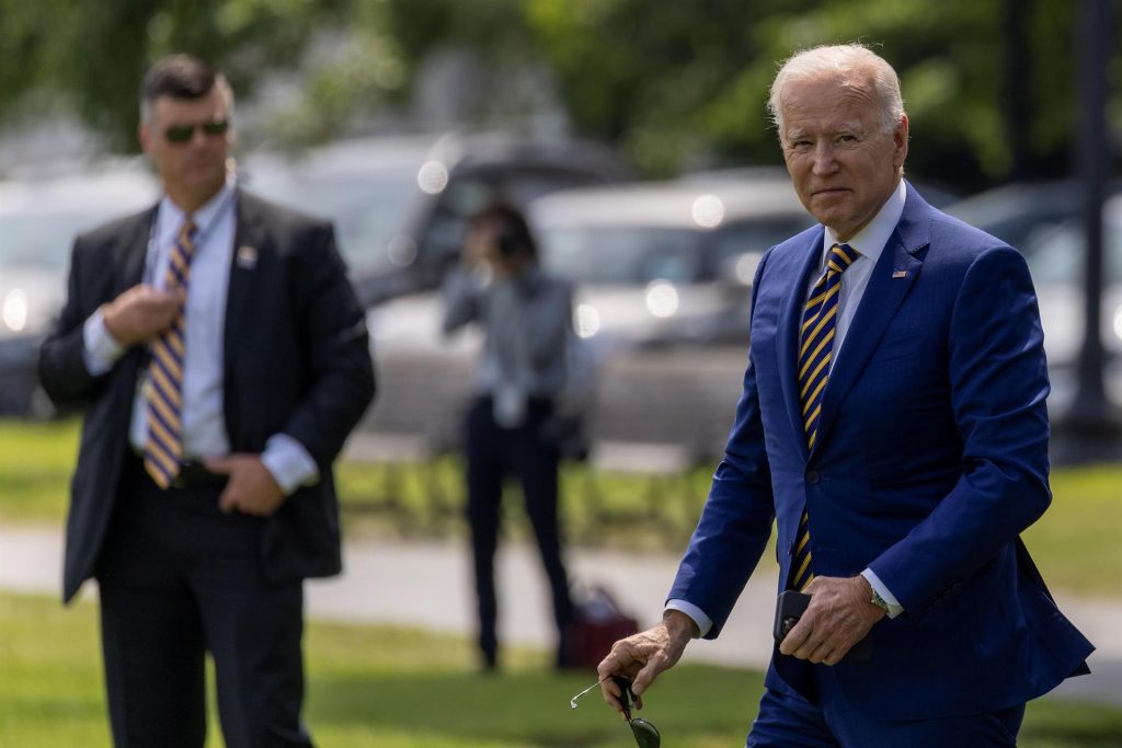 Biden se reúne por primera vez con el presidente de la Fed