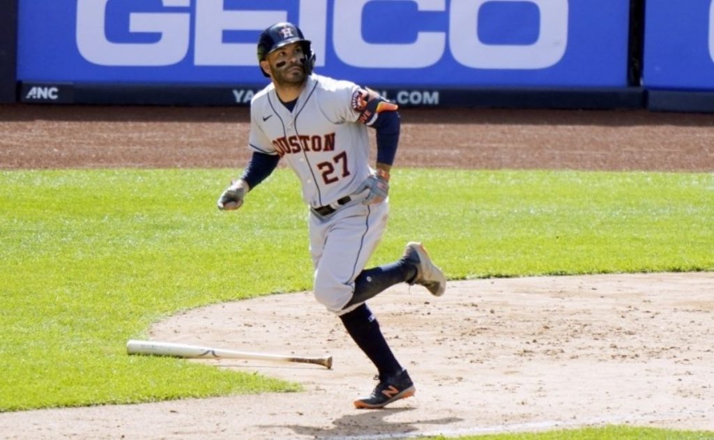José Altuve superó el "Monstruo Verde" para llegar a 6 temporadas con al menos 10 cuadrangulares