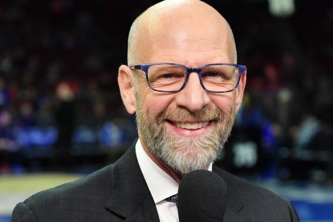 Marc Zumoff, la voz de los 76ers por casi 3 décadas anuncia su retiro