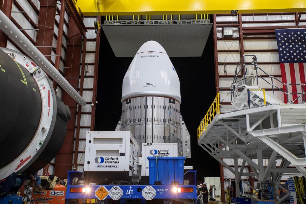 La NASA y SpaceX preparan envío de cápsula de abastecimiento a la EEI