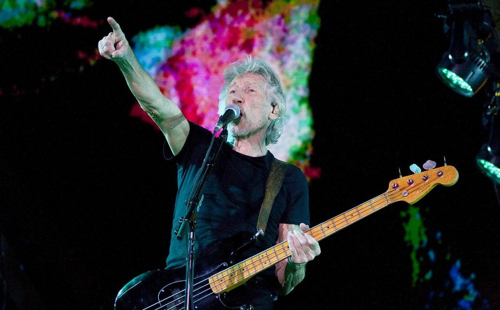 "Jódete", fue la respuesta de Roger Waters a la petición de Mark Zuckerberg para usar una de sus canciones