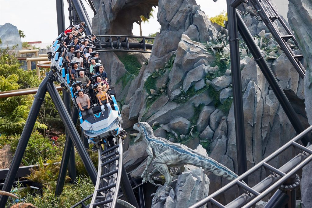 Universal Orlando abre su montaña rusa VelociCoaster