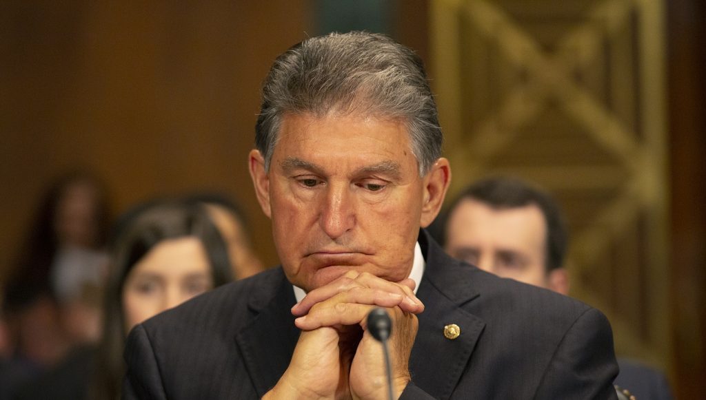 Reforma electoral propuesta por los demócratas pende de un hilo a causa del voto de Manchin