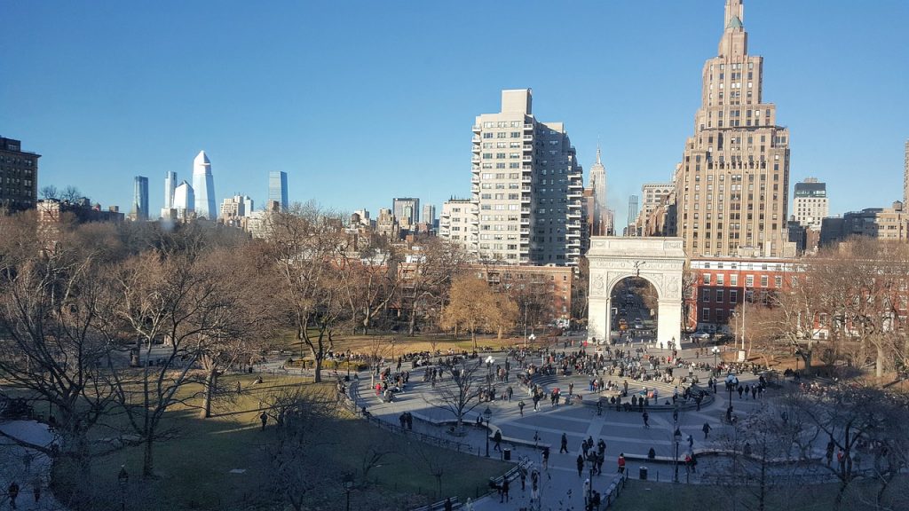 Noche de violencia en el Washington Square de Manhattan culminó con 6 heridos