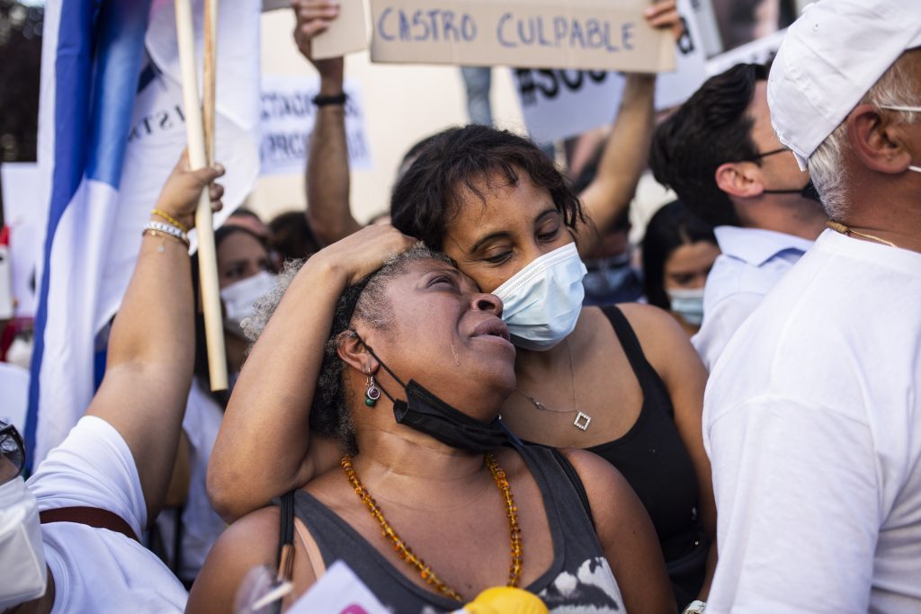 HRW denuncia la detención de cerca de 400 personas en Cuba incluidos periodistas y activistas