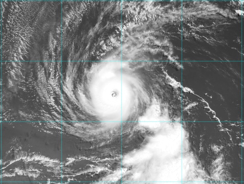 El Huracán Felicia se intensifica a categoría 4 muy lejos de costas mexicanas