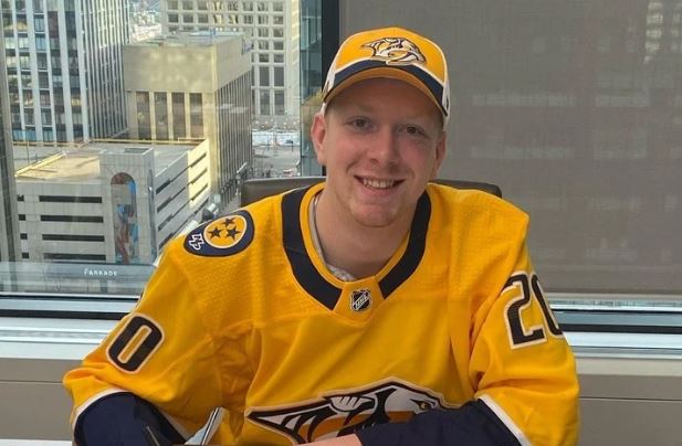 Luke Prokop se convierte en el primer jugador de la NHL en declararse gay