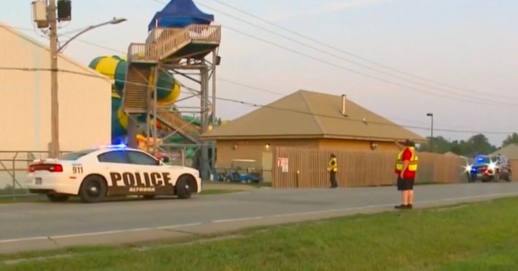 Un niño murió tras volcarse una balsa en parque de diversiones en Iowa