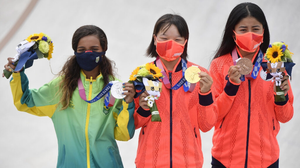 Las adolescentes arrasan en el skate femenino de Tokio 2020