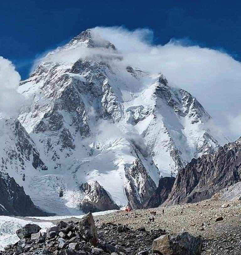 Localizan 3 cadáveres en campamento del K2 que podrían ser de los alpinistas muertos en febrero