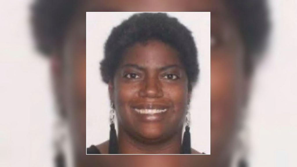 Madre de niñas muertas en un canal de Florida será acusada de homicidio