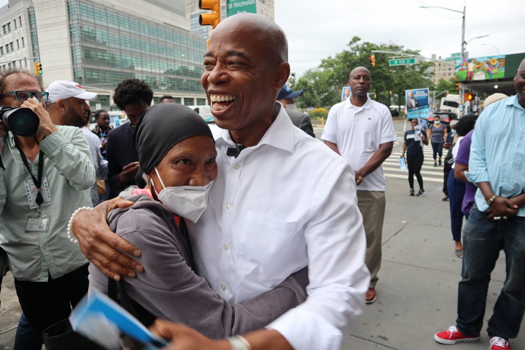 García y Wiley reconocen la victoria de Adams en las primarias de Nueva York