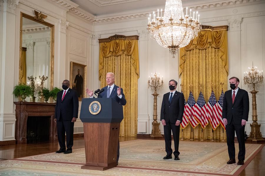 Biden dice que evacuación de Kabul es "de las más difíciles de la historia"