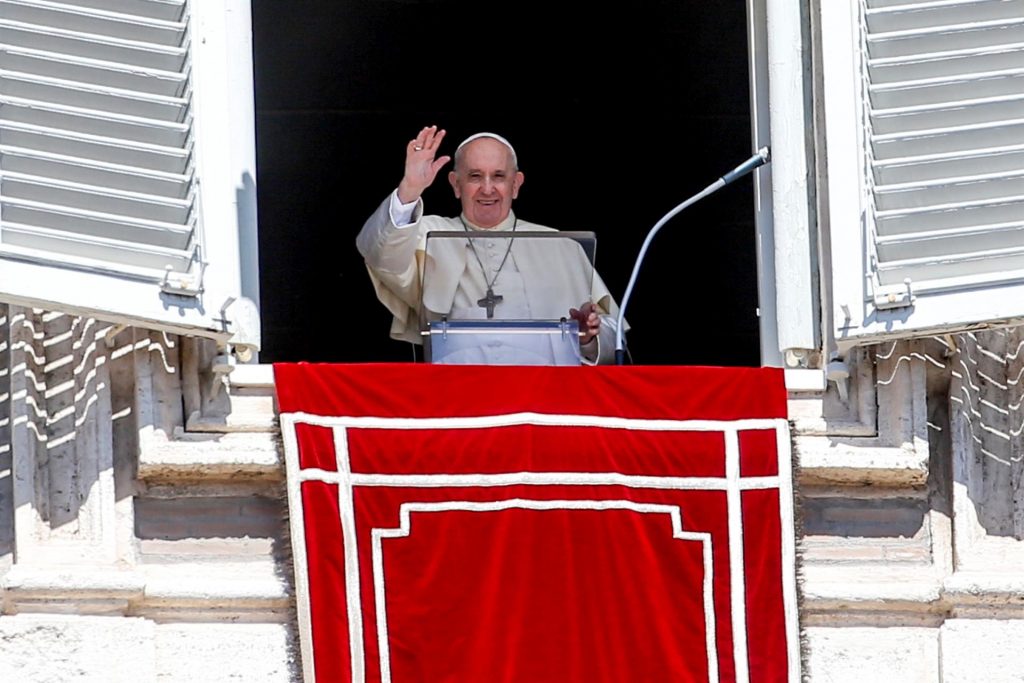 El papa no vive en los apartamentos del Vaticano porque acabaría en un psiquiátrico
