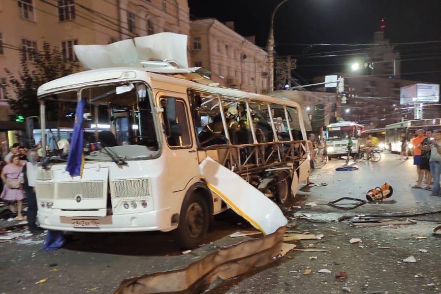 Explosión de autobús en Rusia deja una fallecida y 17 heridos
