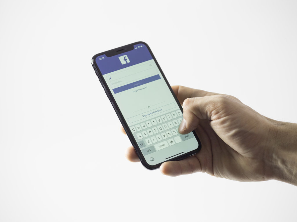 Facebook presenta una plataforma para reuniones en realidad virtual