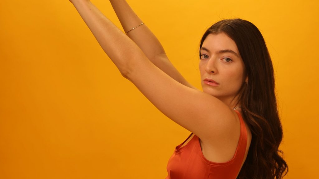 Ya salió Solar Power, el nuevo álbum de Lorde