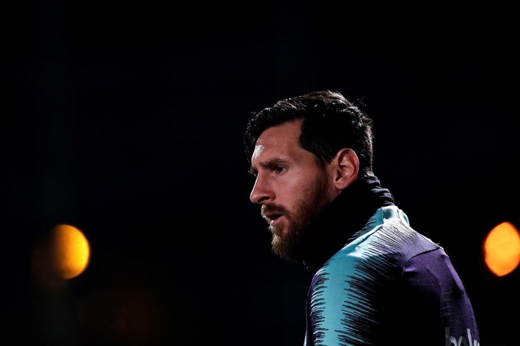 En "cuestión de horas" se sabrá si Messi jugará o no con el PSG