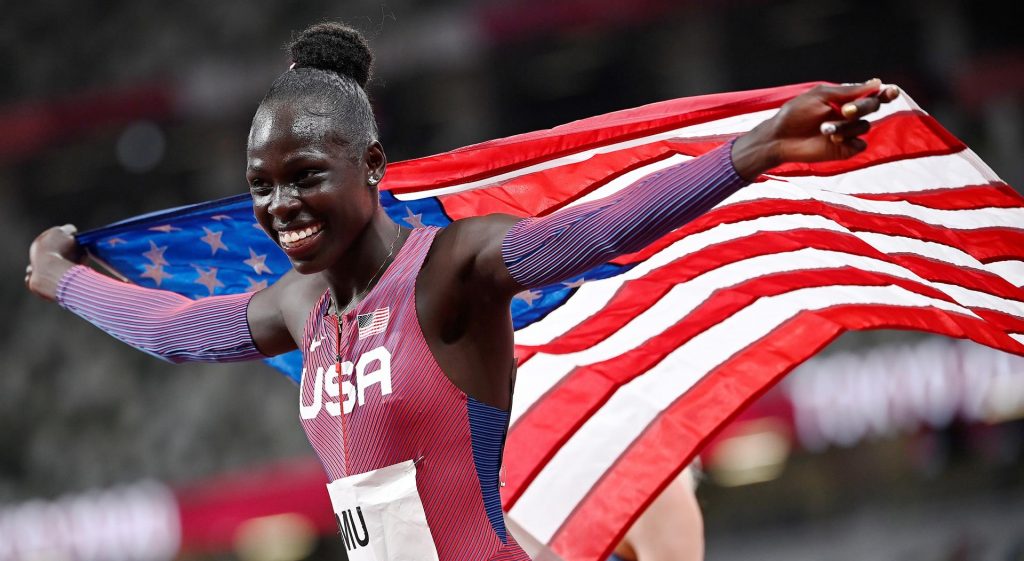 Con apenas 19 años, la estadounidense Athing Mu hace historia con medalla de oro en 800 metros