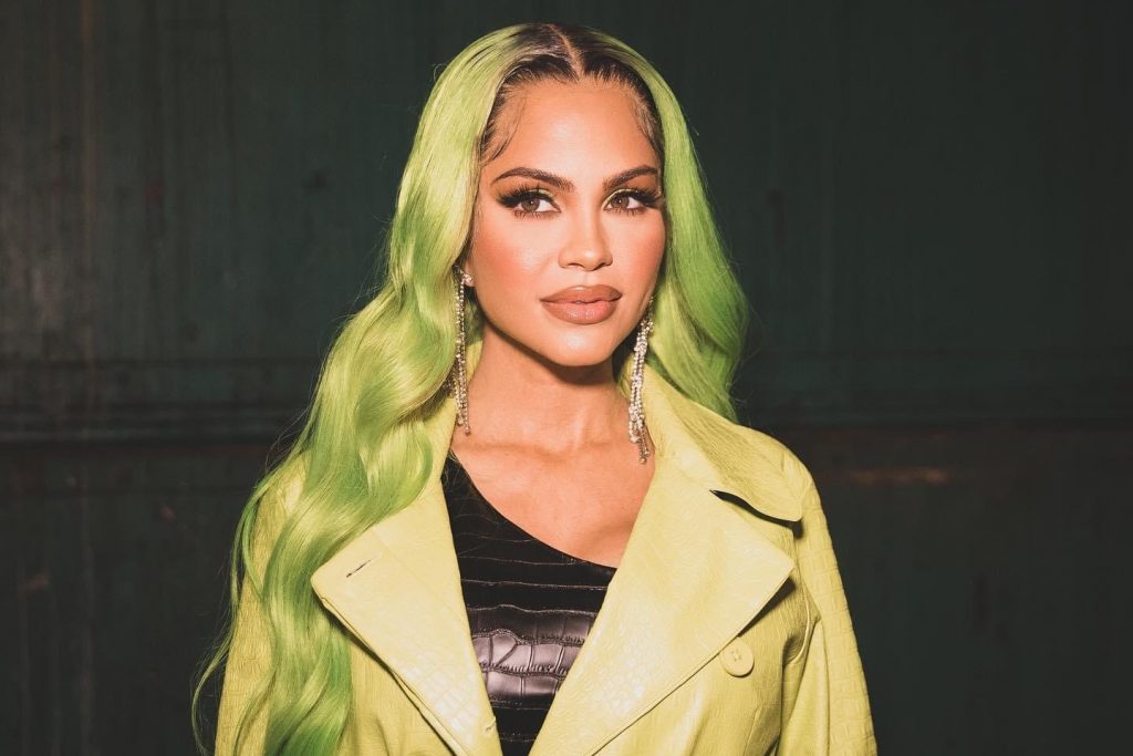 Natti Natasha estrenó el video de Noches en Miami