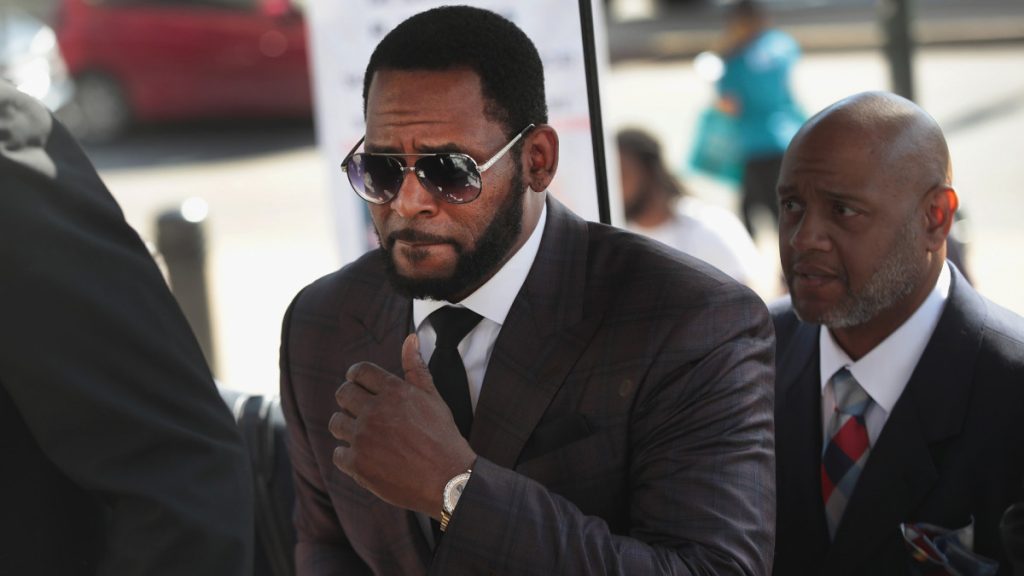 Comienza juicio por abusos sexuales contra R Kelly