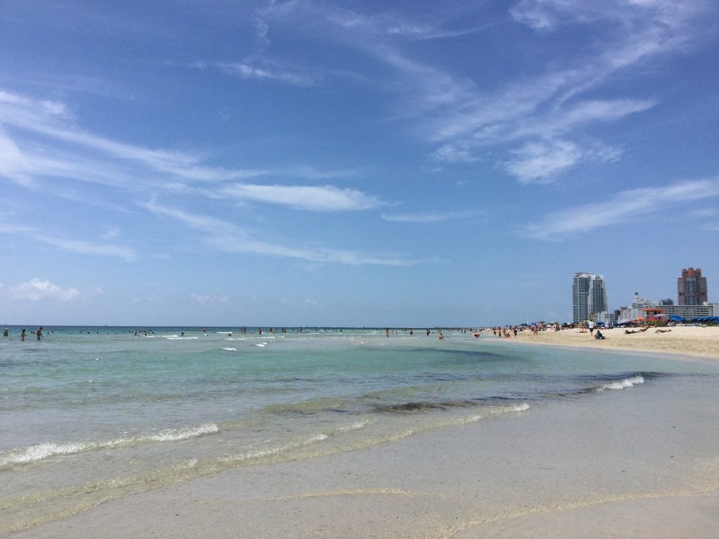 Aumentó el turismo en Florida a cifras cercanas a los tiempos pre-COVID