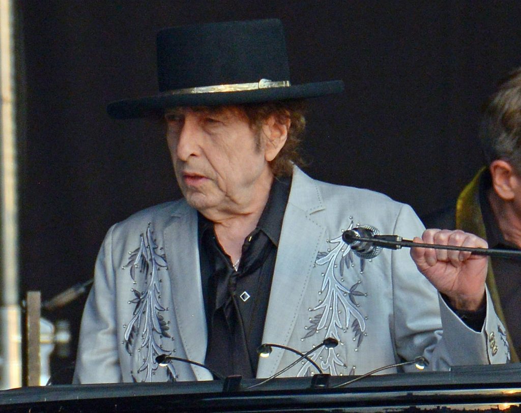 Bob Dylan enfrenta acusación por abuso sexual de una menor en 1965