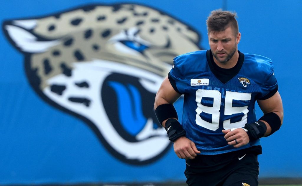 Jaguars liberan a Tim Tebow y termina su sueño de regresar a la NFL