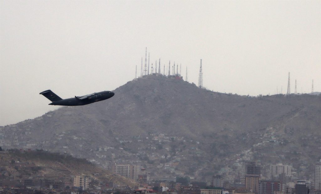 Vuelos desde Kabul se reanudarán cuando se superen "aspectos técnicos", afirmaron los talibanes