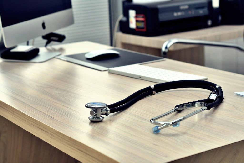 Doctora de Florida no atenderá a pacientes no vacunados