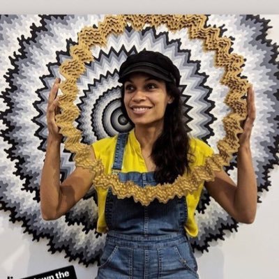 Rosario Dawson se une a la cinta de Disney sobre "Haunted Mansion"