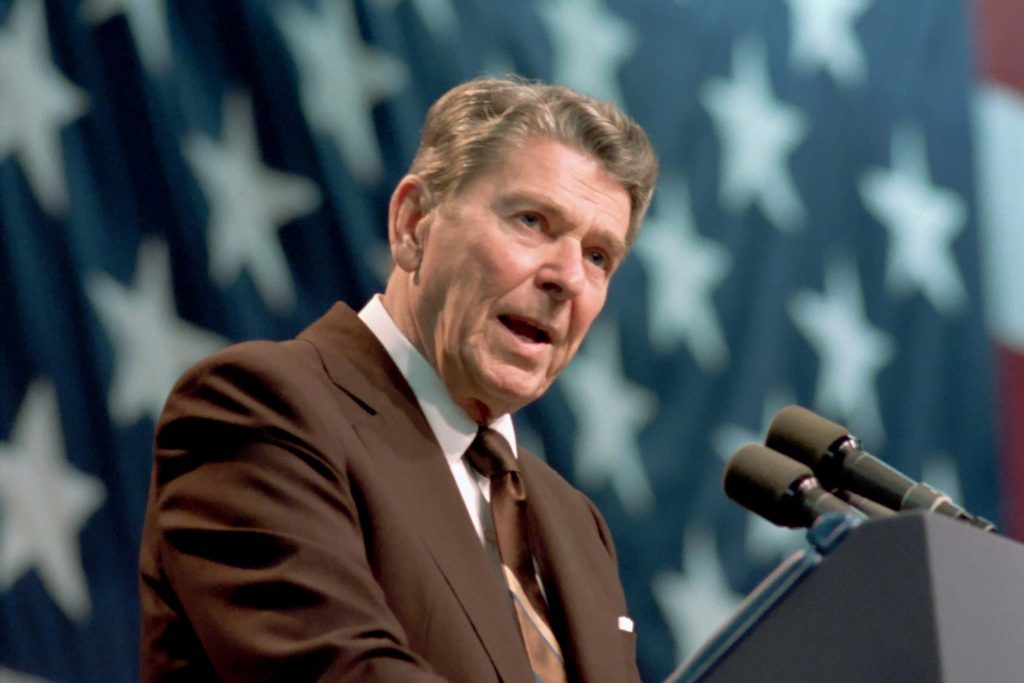 Liberarán al hombre que trató de matar a Ronald Reagan