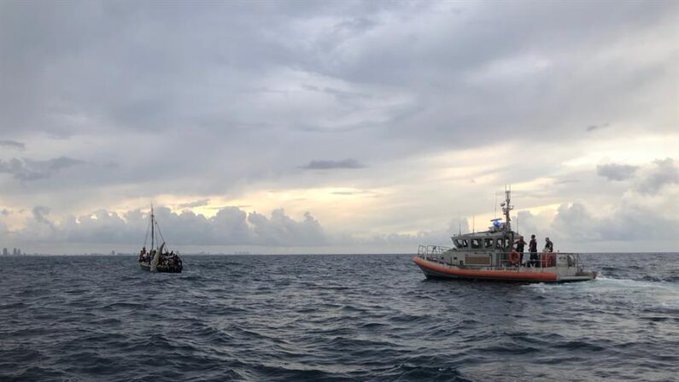 Intercepta a un centenar de haitianos en las costas de Florida
