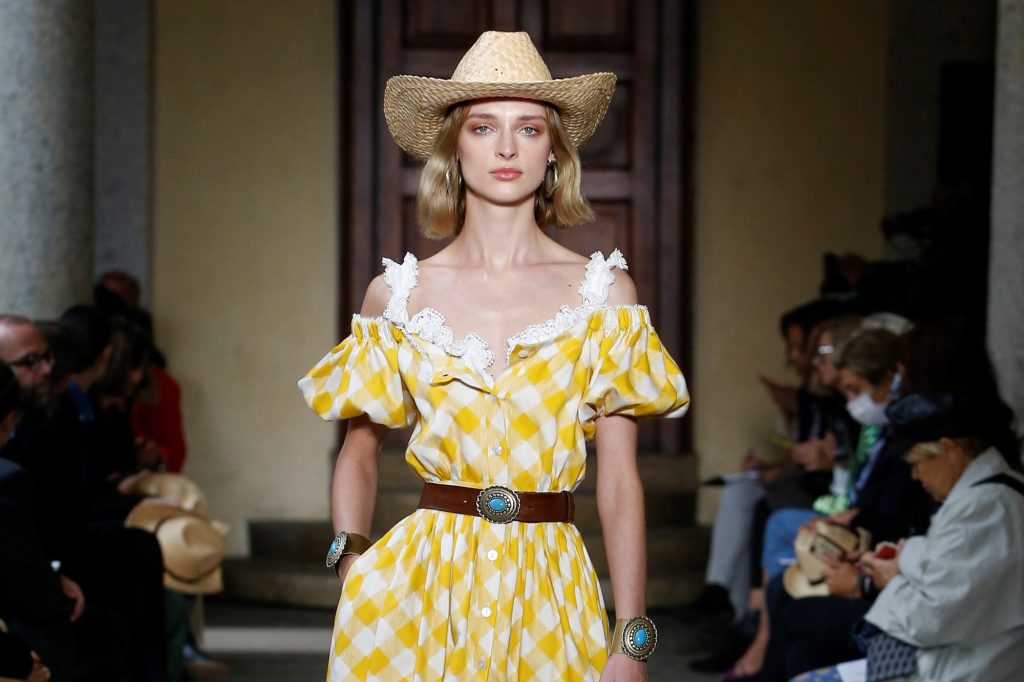 Semana de la Moda de Milán se inspiró en Nuevo México y Tokio