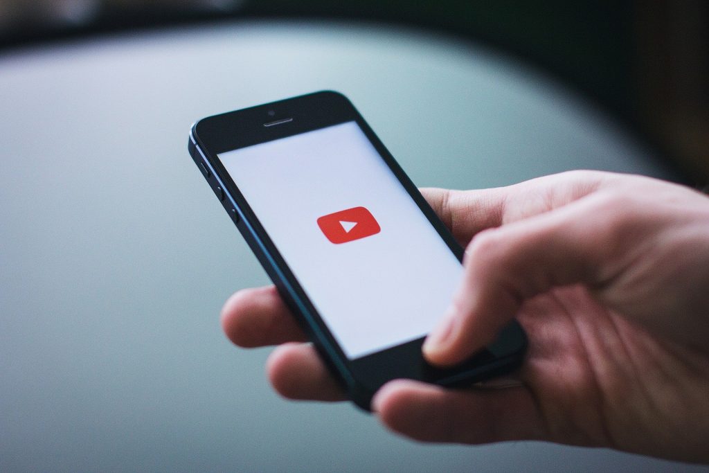 YouTube prohíbe todos los videos en contra de las vacunas