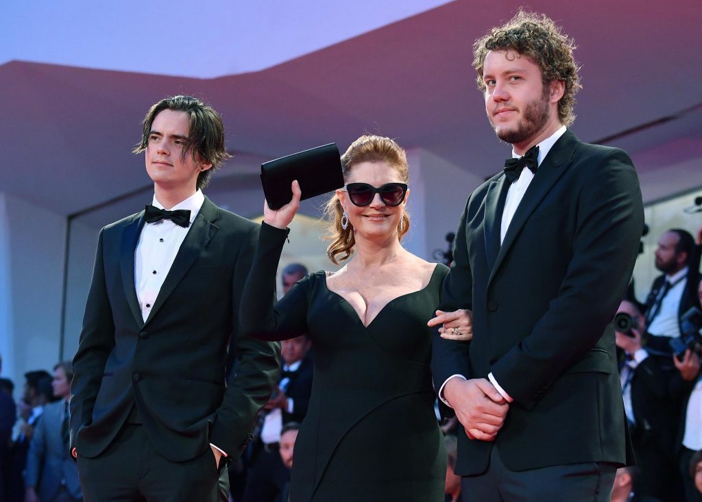 Susan Sarandon celebra 75 años de vida como la recordada Louise