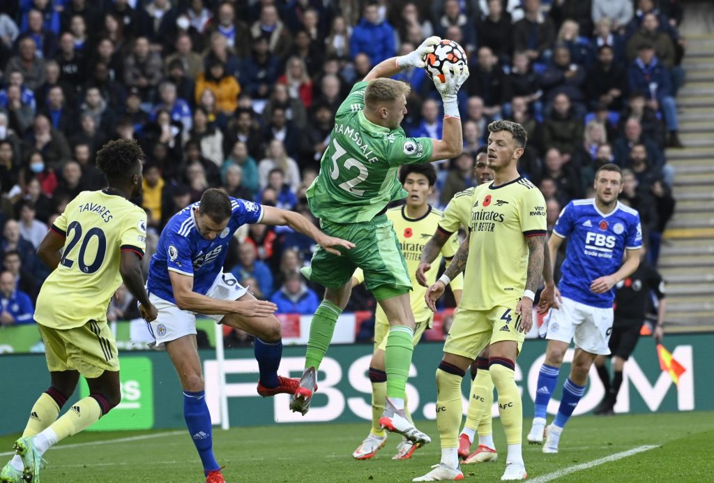 20 minutos fantásticos le dieron al Arsenal una crucial victoria contra el Leicester